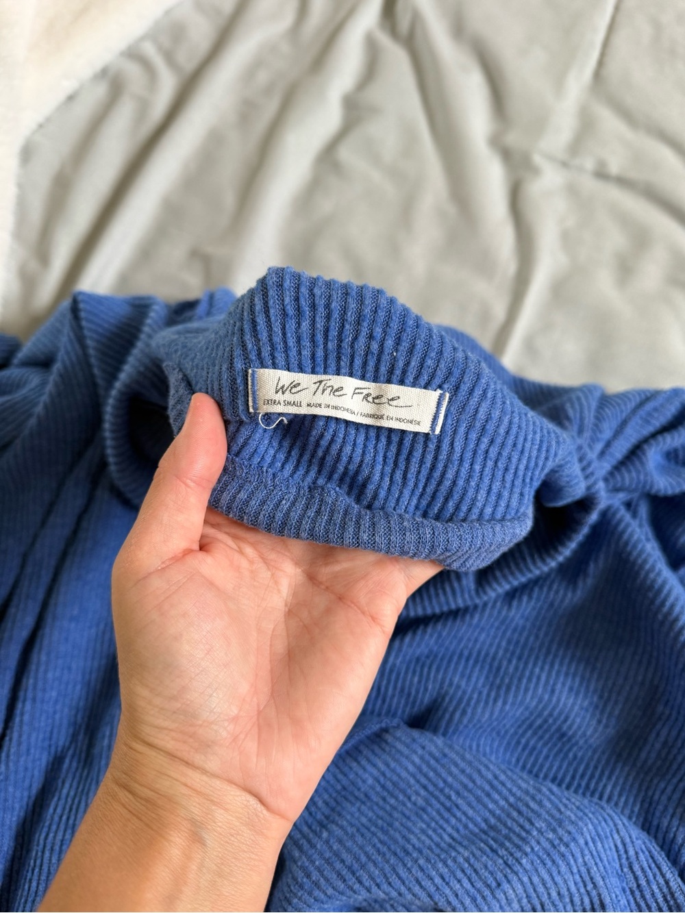 We The Free Blue main squeeze Hacci Blue Top Sweater Sz XS - Picture 7 of 8